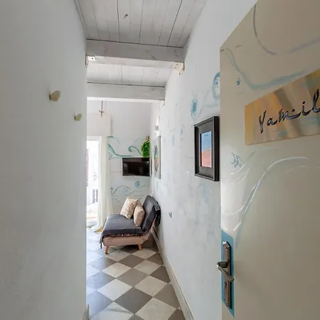 La Casa De La Favorita 2*