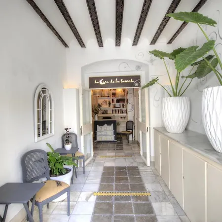 La Casa De La Favorita Hotel