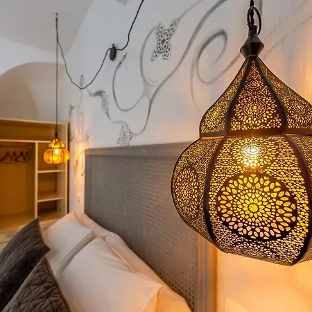 Hotel La Casa De La Favorita Tarifa