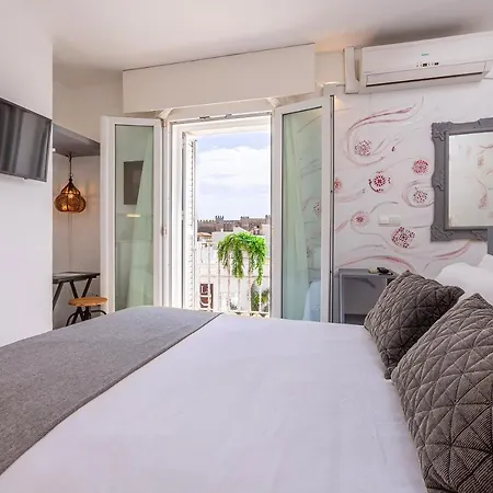 Hotel La Casa De La Favorita Tarifa