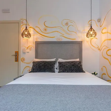La Casa De La Favorita Hotel